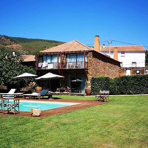 Casa De Baixo - Nature Hotel